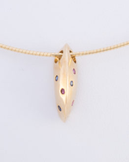 Pendentif or jaune saphirs