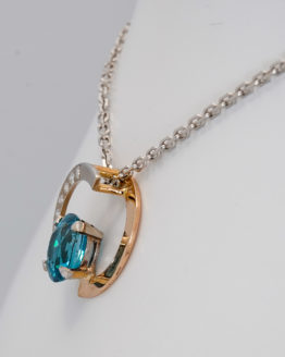 Pendentif or blanc et rose