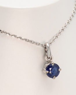 Pendentif or blanc saphir