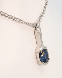 Pendentif or saphir diamant
