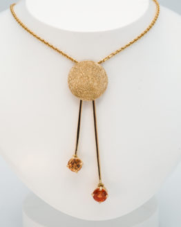Pendentif or jaune saphirs oranges