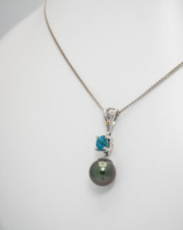 Pendentif or blanc zircon perle